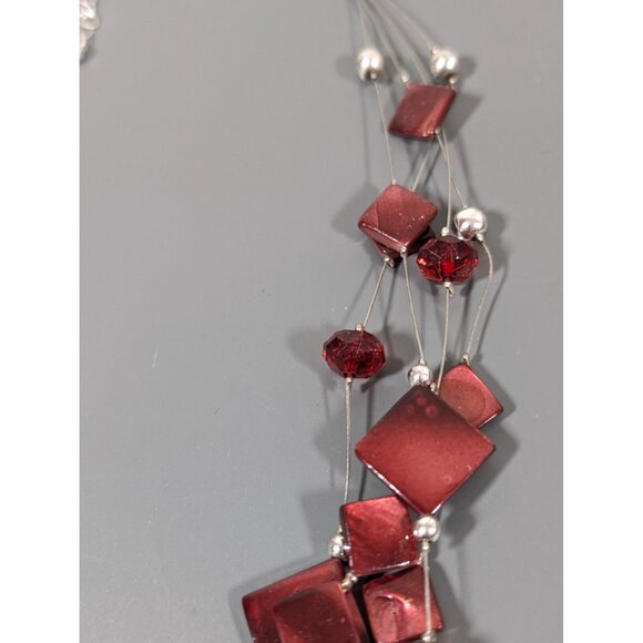 Beachy Boho Wine Red Square Shell Station Multi Wire Bead Necklace Bib 22" - Picture 5 of 7